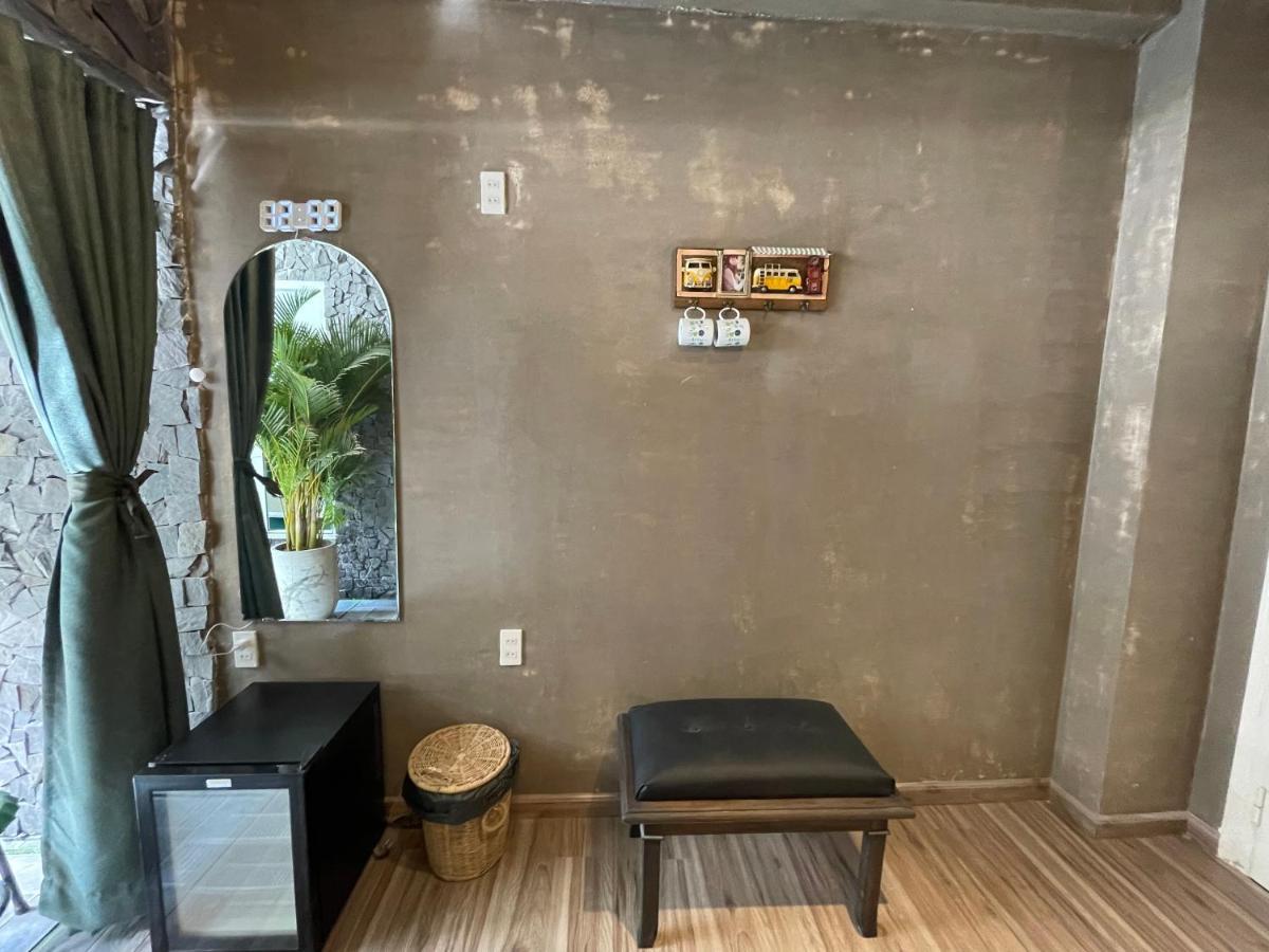Lucas Inn Dalat Exteriör bild