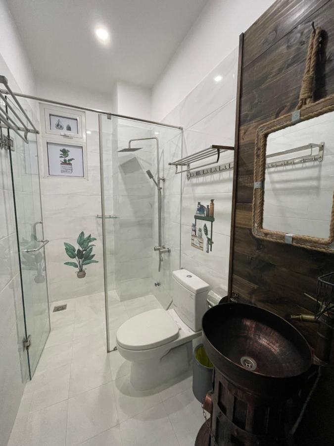 Lucas Inn Dalat Exteriör bild